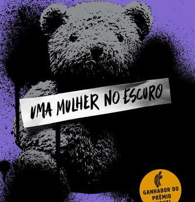 UMA MULHER NO ESCURO